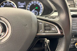 ruskea (beige) Skoda Superb 2016 kuva 16.