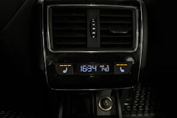 ruskea (beige) Skoda Superb 2016 kuva 19.