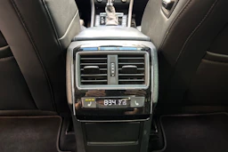 sininen Skoda Superb 2016 kuva 20.