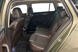 ruskea (beige) Skoda Superb 2016 kuva 10.