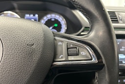 ruskea (beige) Skoda Superb 2016 kuva 21.
