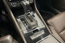 ruskea (beige) Skoda Superb 2016 kuva 28.