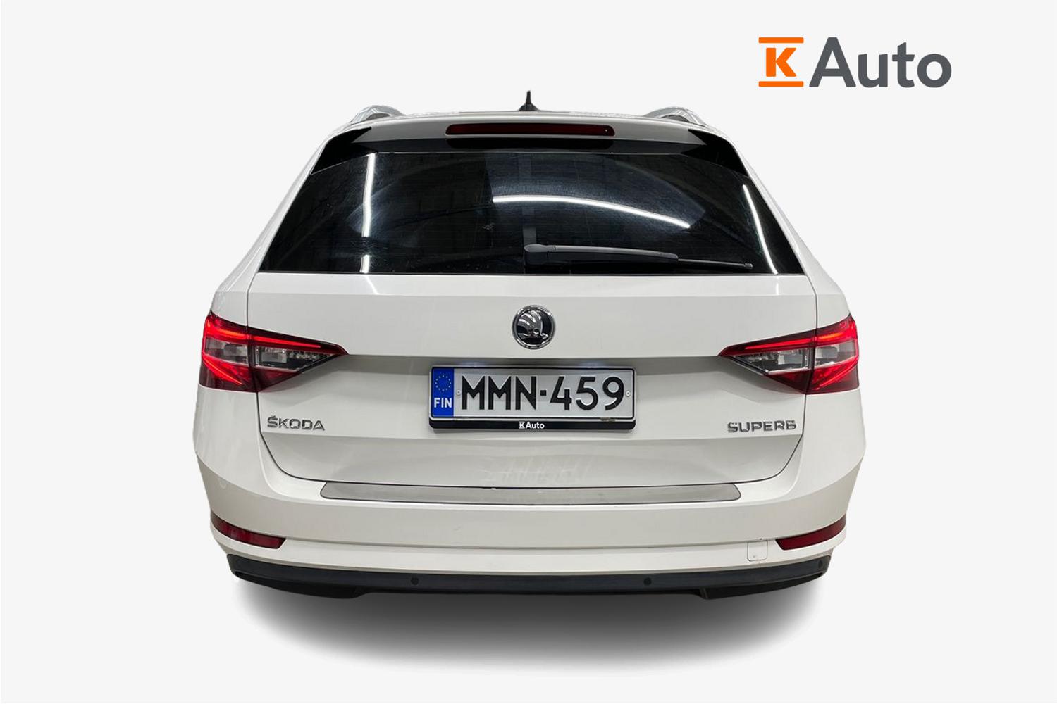 Skoda Superb 2016, kuva 3/24