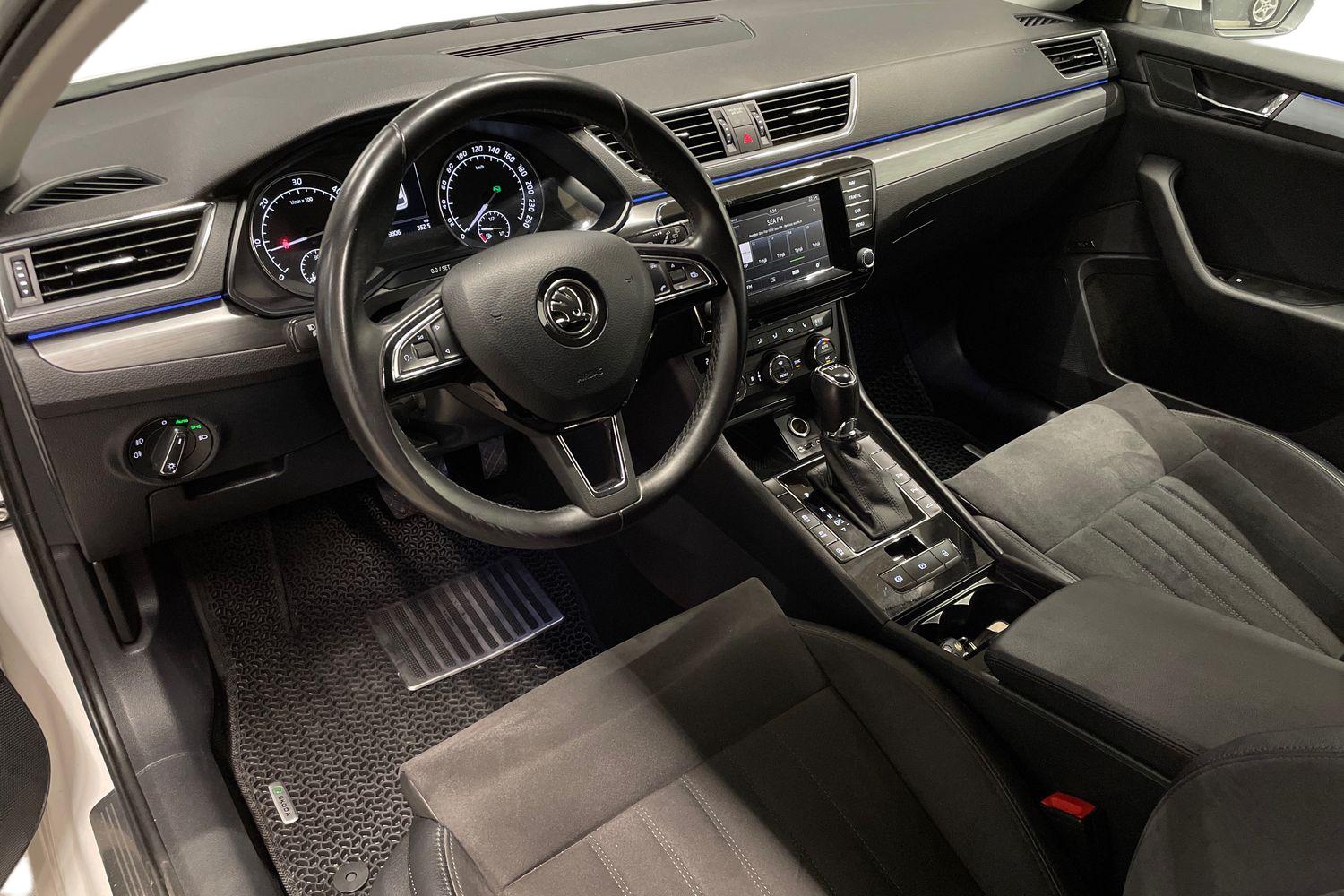 Skoda Superb 2016, kuva 6/24