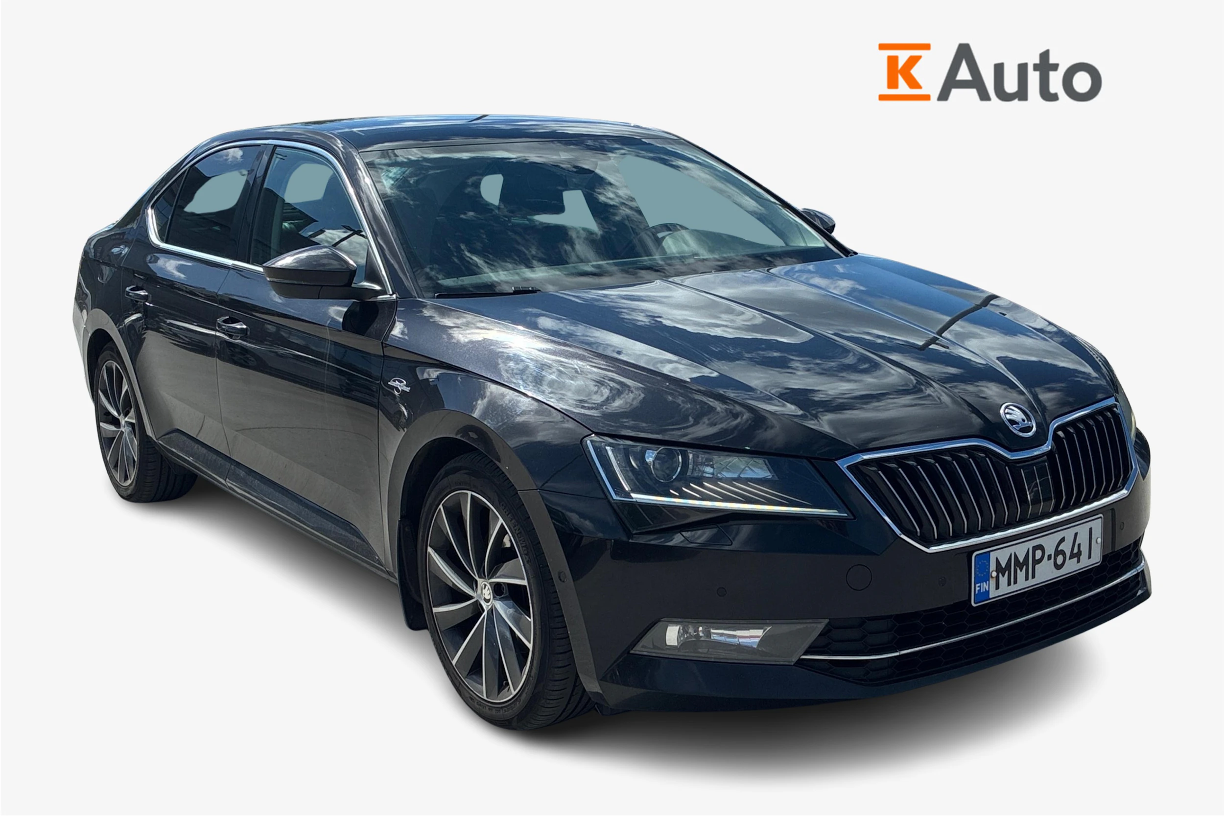 musta Skoda Superb 2016 kuva 1.