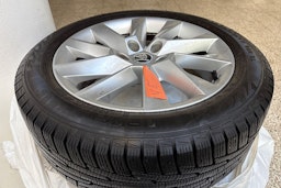 valkoinen Skoda Superb 2016 kuva 15.