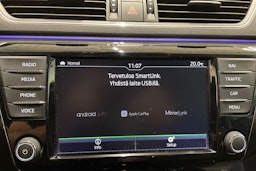 sininen Skoda Superb 2017 kuva 23.