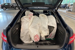 sininen Skoda Superb 2017 kuva 36.