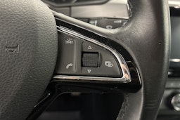 harmaa Skoda Superb 2016 kuva 22.