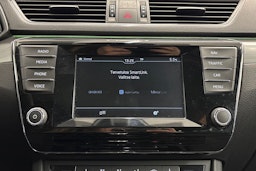 harmaa Skoda Superb 2016 kuva 29.