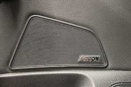 harmaa Skoda Superb 2016 kuva 32.