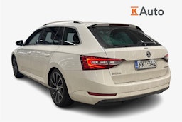 valkoinen Skoda Superb 2016 kuva 2.