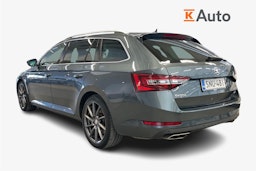 harmaa Skoda Superb 2016 kuva 2.