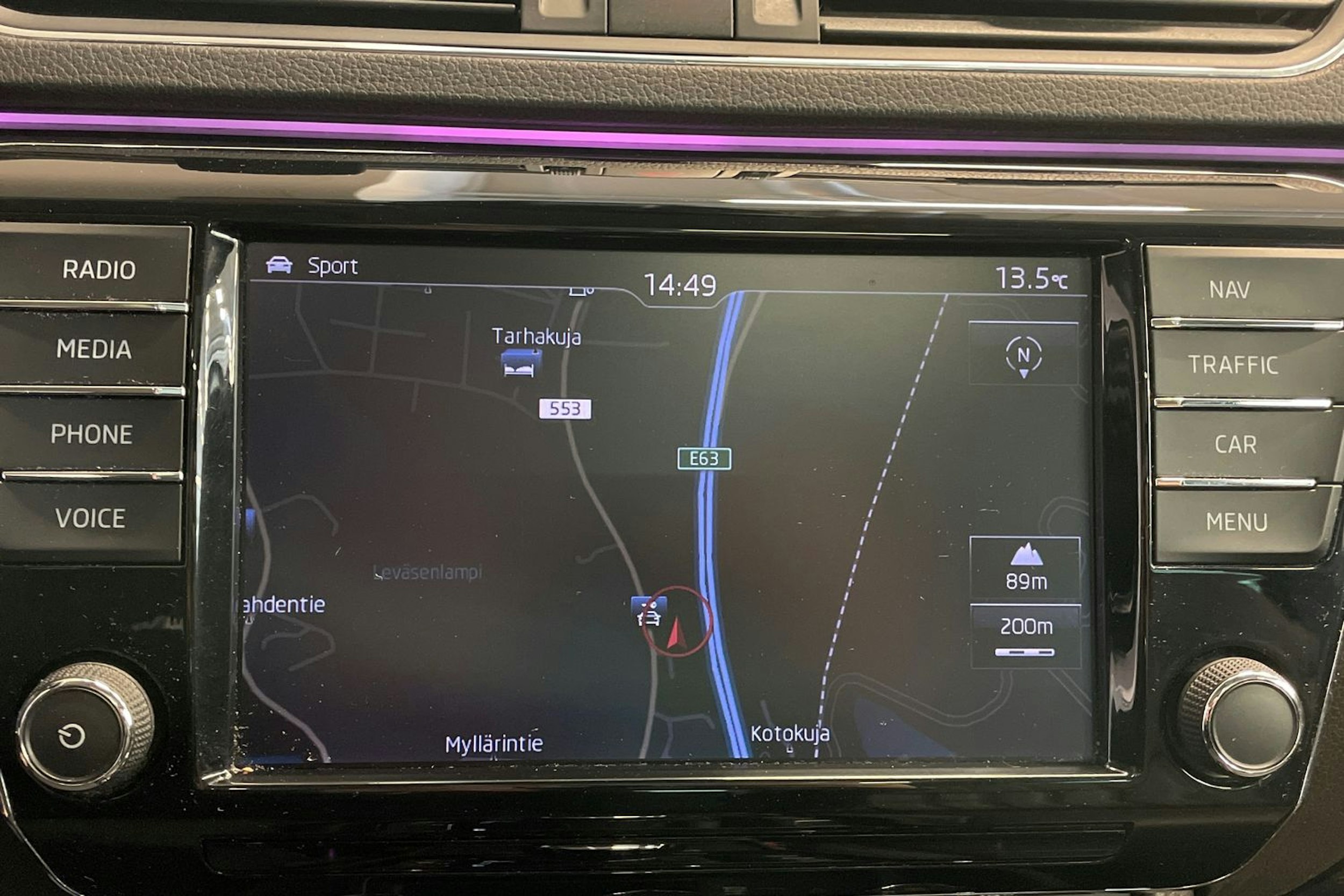 harmaa Skoda Superb 2016 kuva 17.