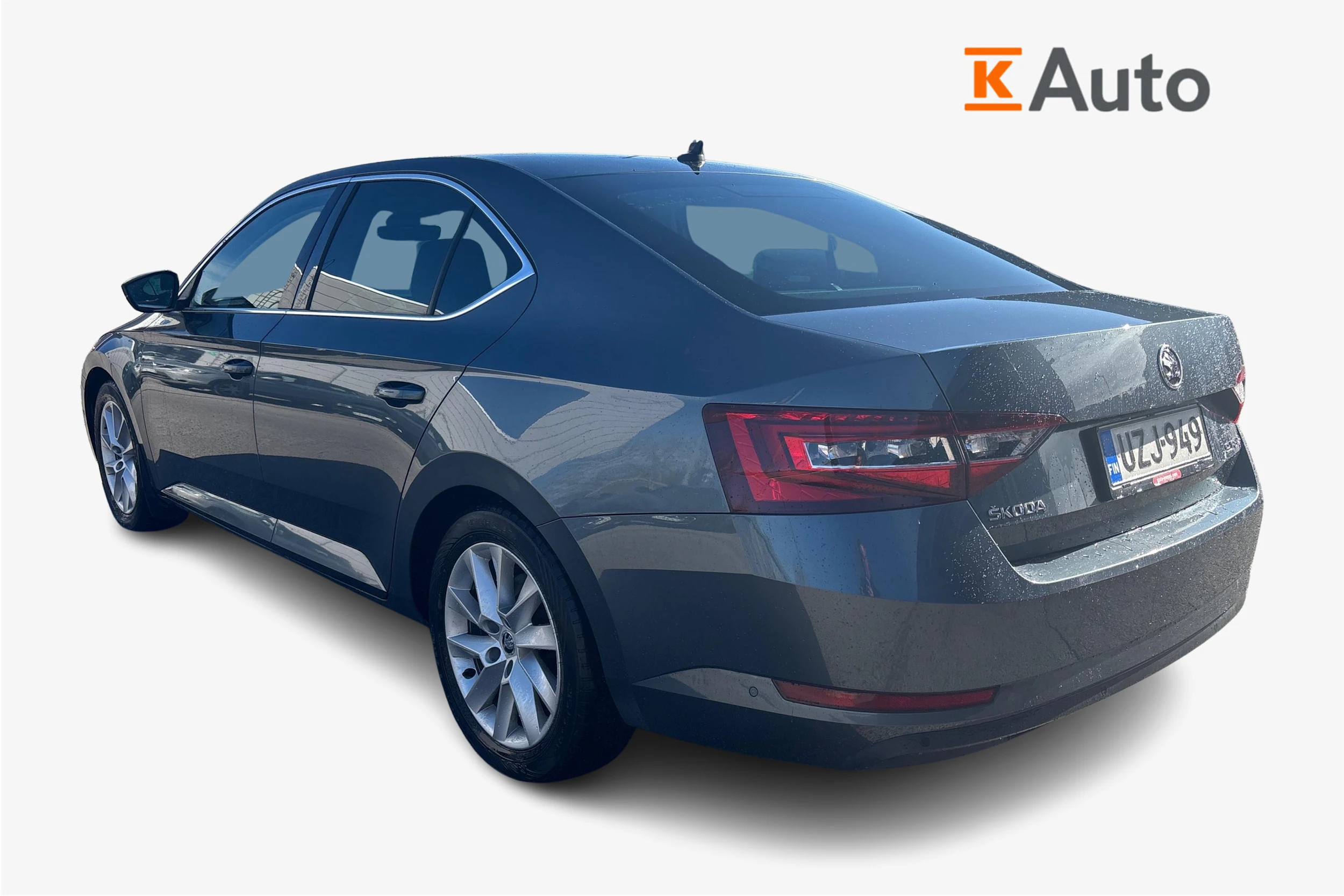 harmaa Skoda Superb 2016 kuva 2.