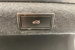 harmaa Skoda Superb 2017 kuva 16.