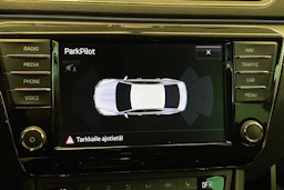 harmaa Skoda Superb 2017 kuva 25.