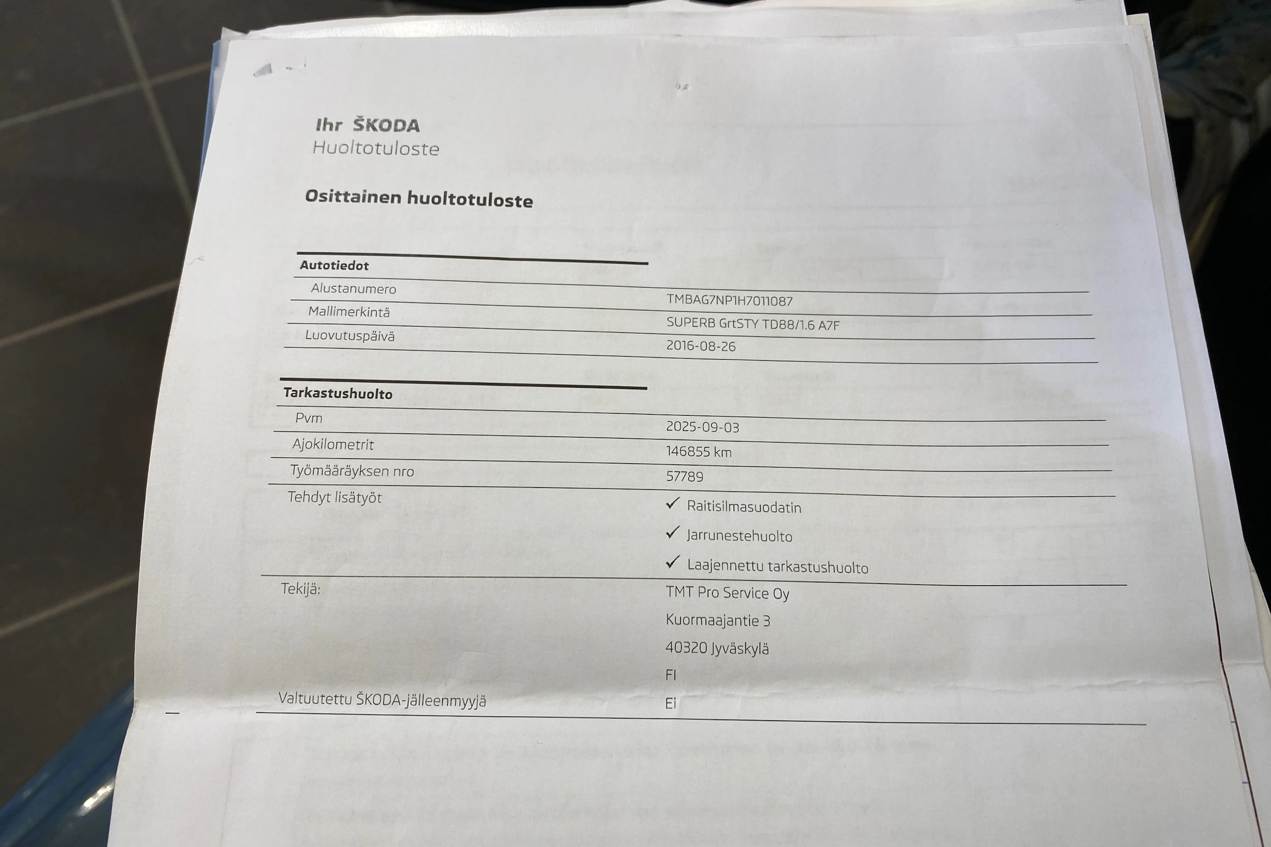 harmaa Skoda Superb 2017 kuva 31.