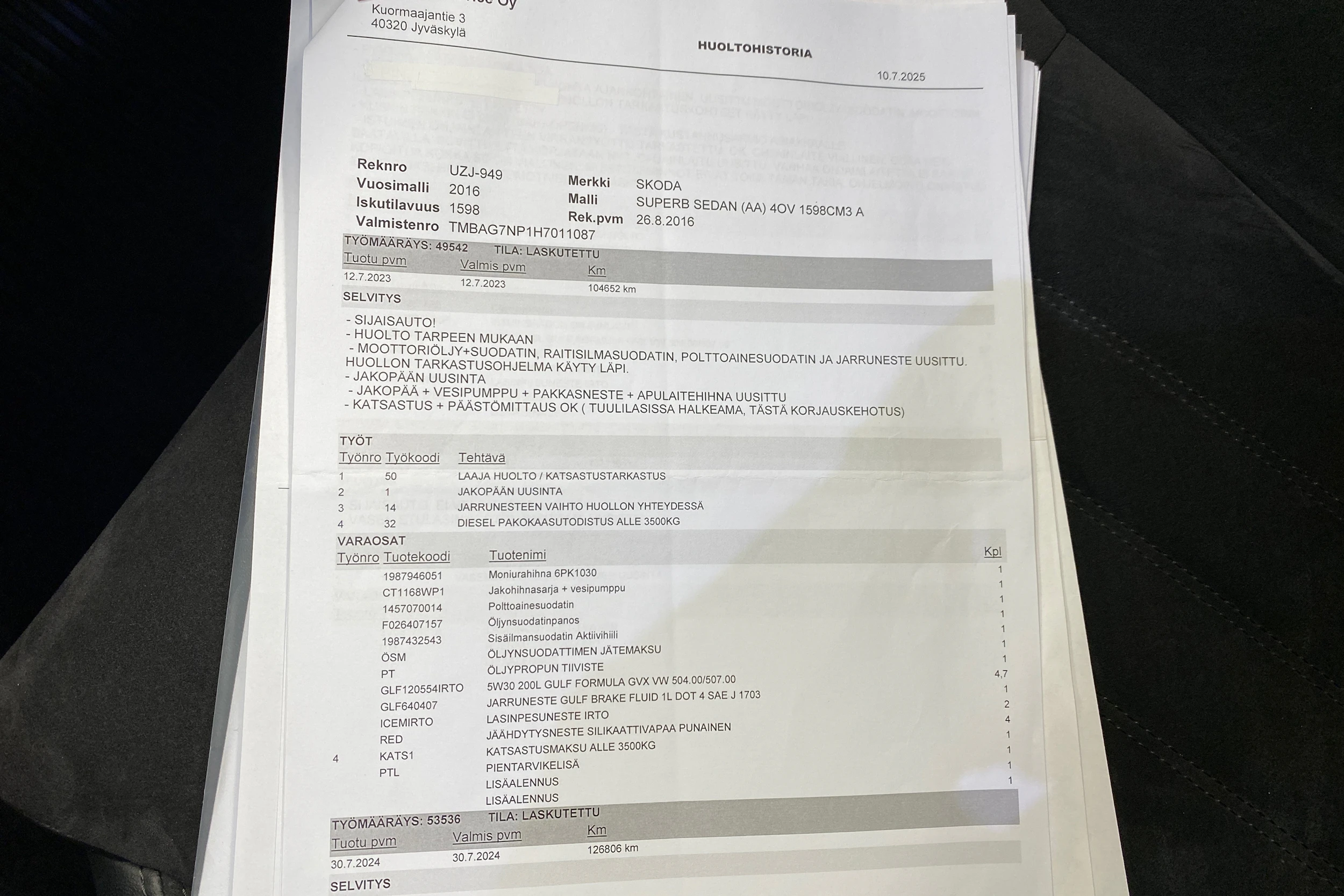 harmaa Skoda Superb 2017 kuva 32.