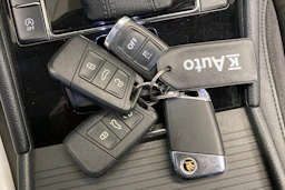 harmaa Skoda Superb 2017 kuva 34.