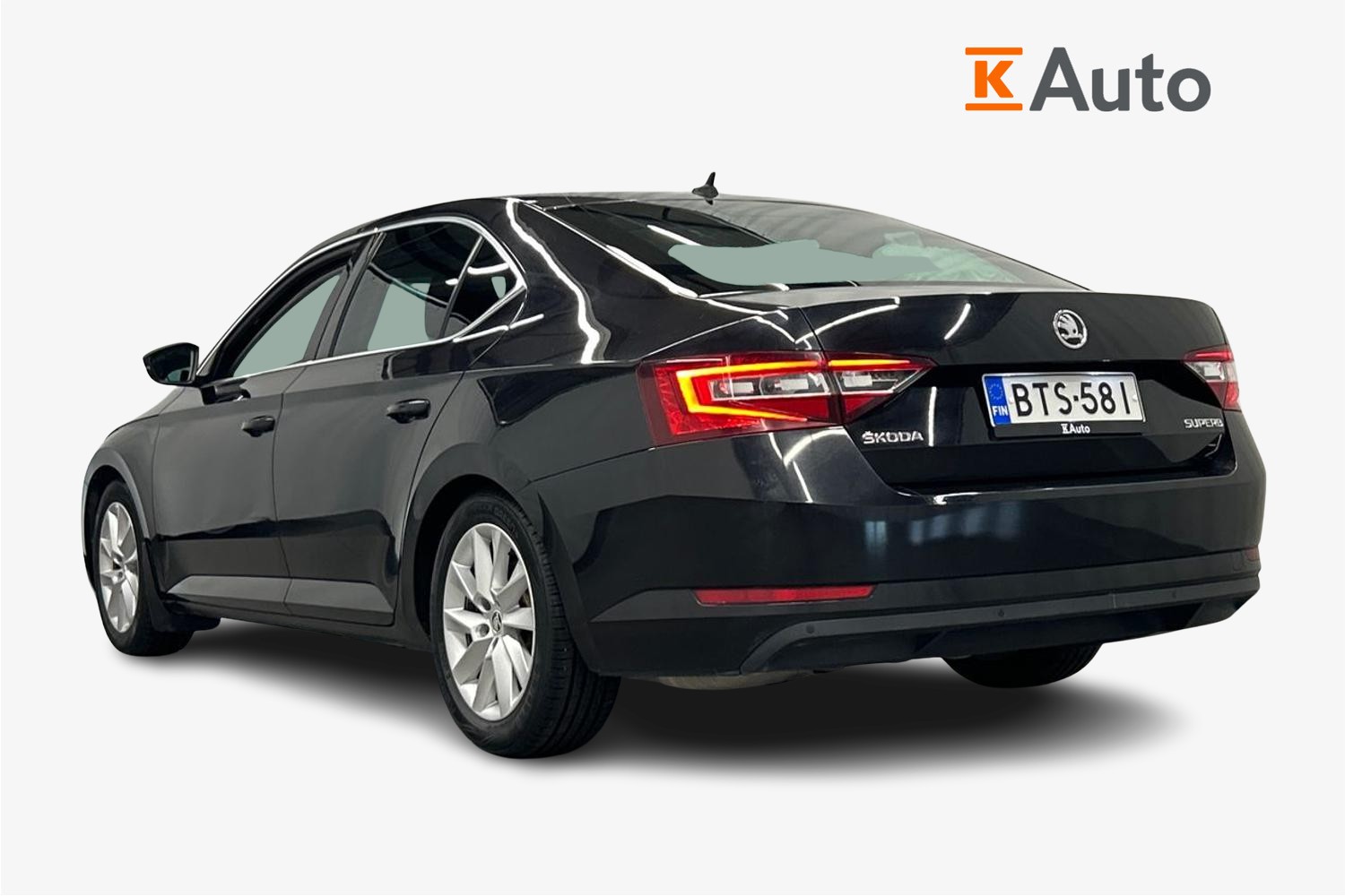 Skoda Superb 2017, kuva 2/23