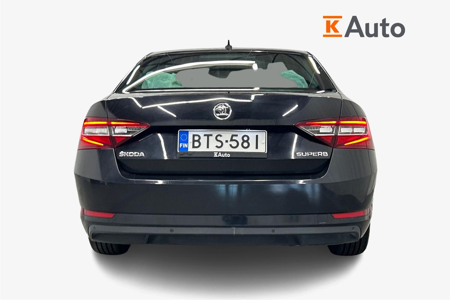 Skoda Superb 2017, kuva 3/23