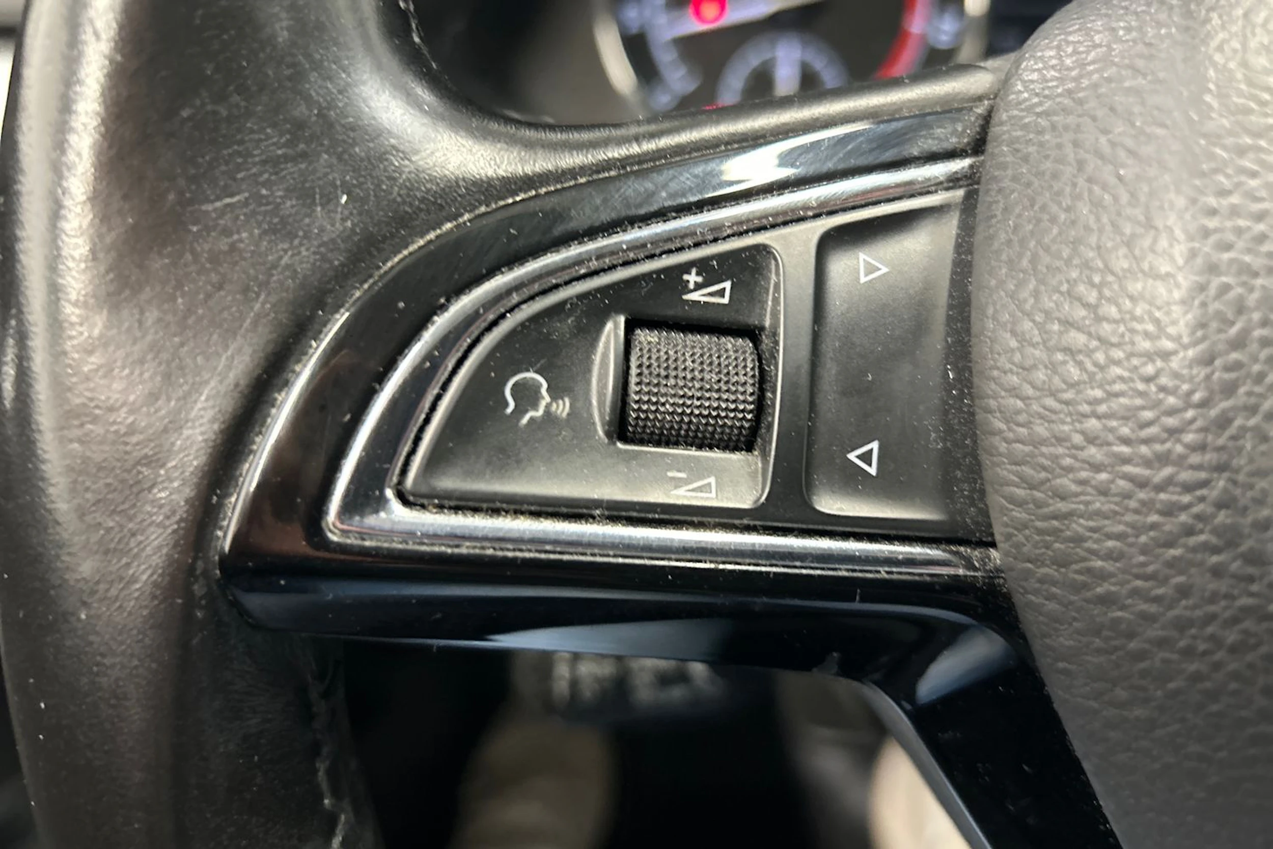 musta Skoda Superb 2017 kuva 17.