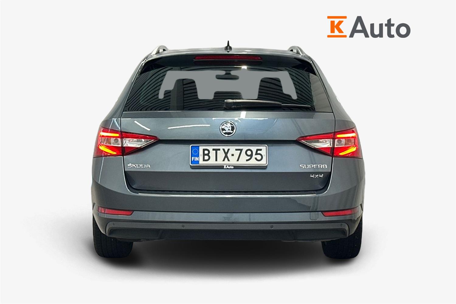 Skoda Superb 2017, kuva 3/30