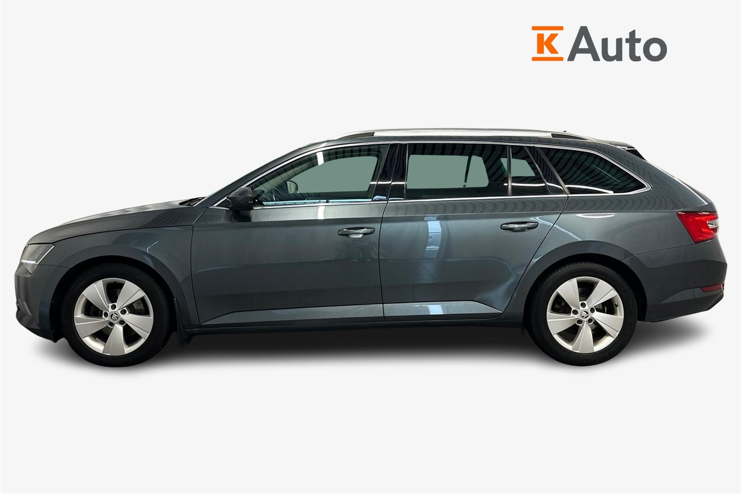 Skoda Superb 2017, kuva 5/30