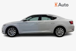 valkoinen Skoda Superb 2017 kuva 5.