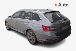 Harmaa Skoda Superb 2017 kuva 2.