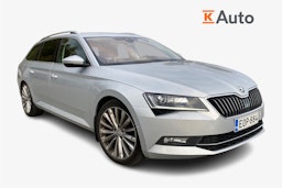 harmaa Skoda Superb 2017 kuva 1.