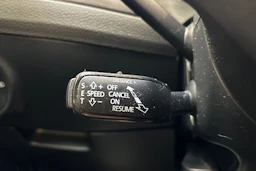 sininen Skoda Superb 2017 kuva 22.