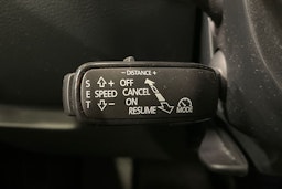 musta Skoda Superb 2017 kuva 22.