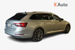 harmaa Skoda Superb 2017 kuva 2.