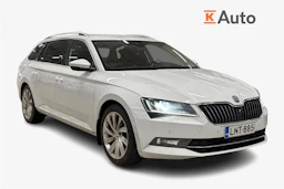 valkoinen Skoda Superb 2017 kuva 1.