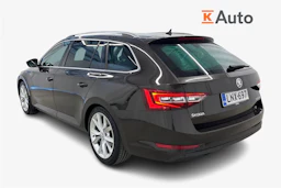 ruskea (beige) Skoda Superb 2017 kuva 2.