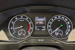 ruskea (beige) Skoda Superb 2017 kuva 15.