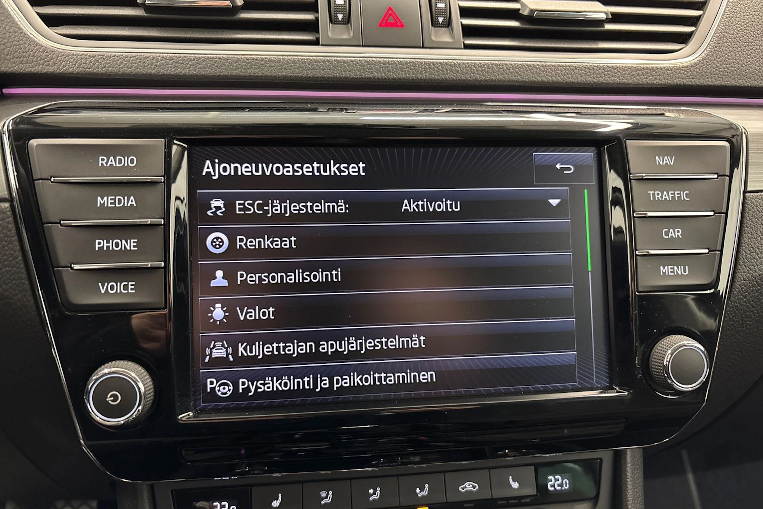 ruskea (beige) Skoda Superb 2017 kuva 24.