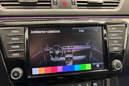 ruskea (beige) Skoda Superb 2017 kuva 28.