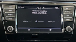 harmaa Skoda Superb 2017 kuva 20.