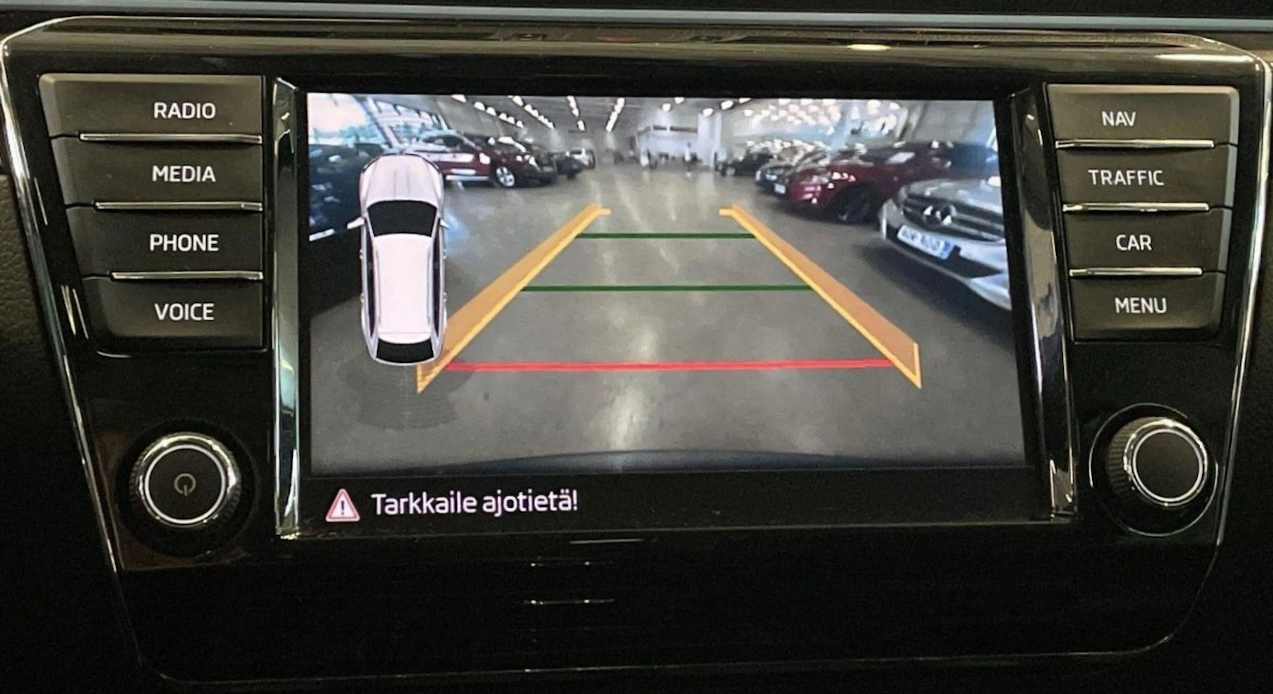 harmaa Skoda Superb 2017 kuva 26.