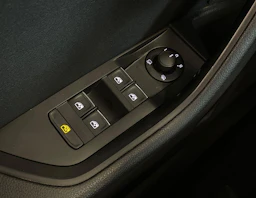 harmaa Skoda Superb 2017 kuva 29.