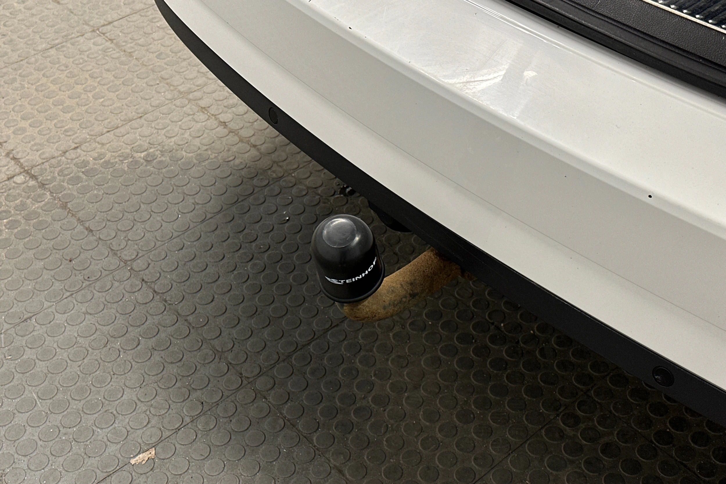 valkoinen Skoda Superb 2017 kuva 37.
