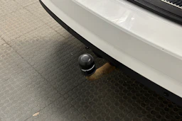 valkoinen Skoda Superb 2017 kuva 37.
