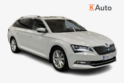 valkoinen Skoda Superb 2017 kuva 1.