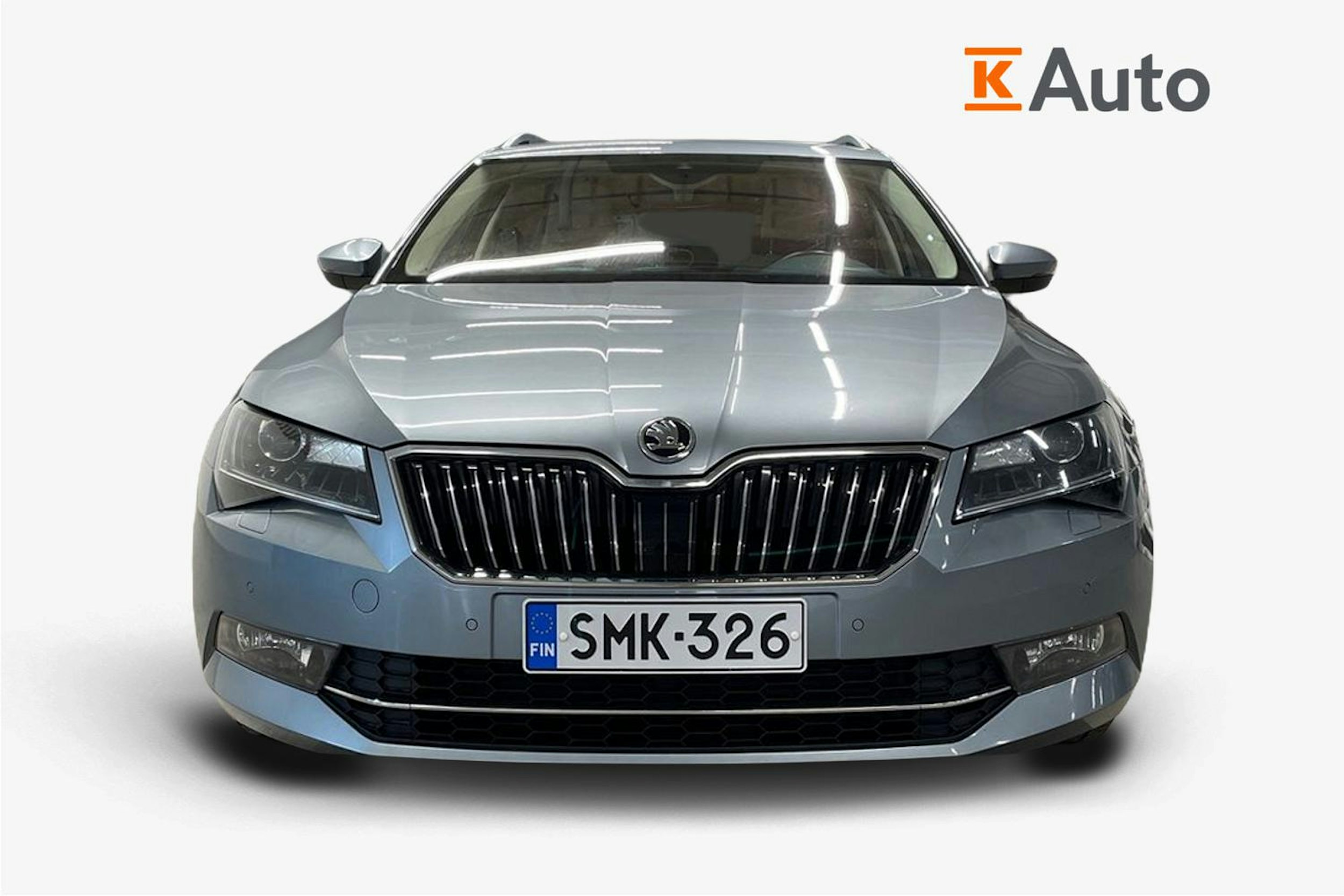 met. harmaa Skoda Superb 2017 kuva 5.