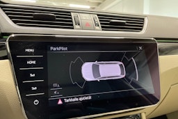 met. harmaa Skoda Superb 2017 kuva 18.