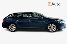 Sininen Skoda Superb 2017 kuva 6.