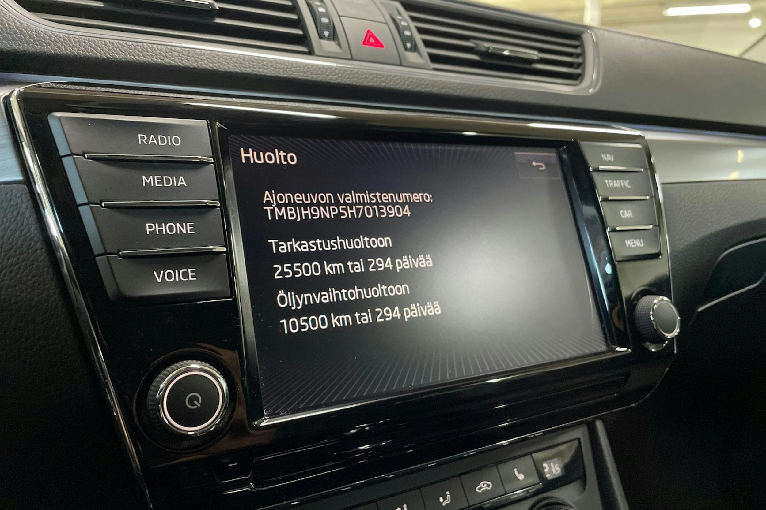 Sininen Skoda Superb 2017 kuva 22.